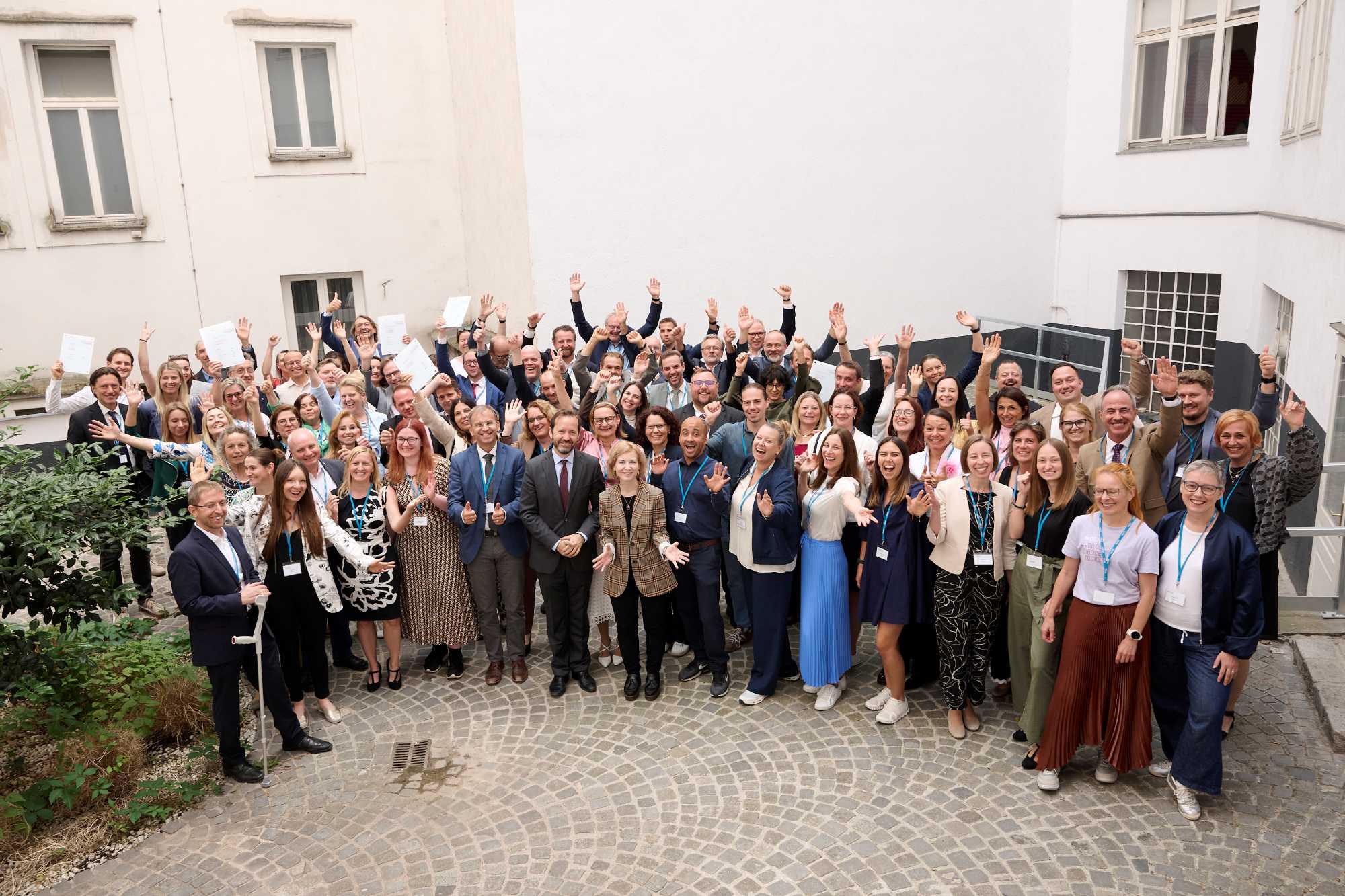 Die Bergheidengasse wurde erneut mit dem „Young-Science-Gütesiegel“ ausgezeichnet 